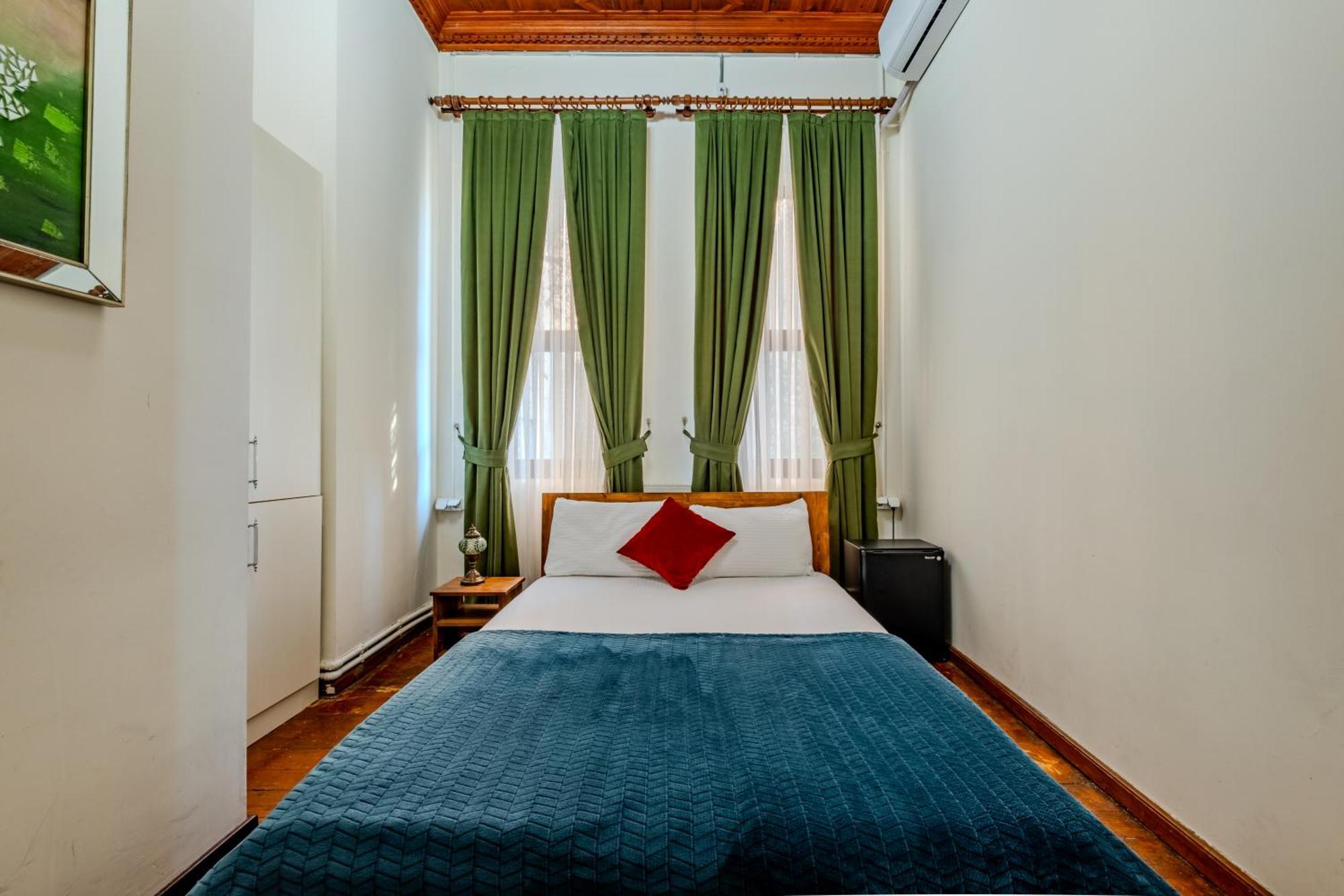 Nevalist Hotel Istanbul Room photo